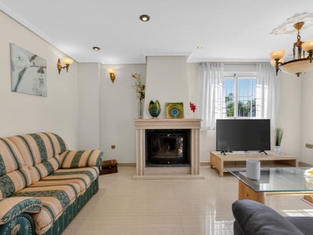 7 sypialnia Willa na sprzedaż w La Zenia, Orihuela z basenem - 839 000 € (Ref: 9890085)