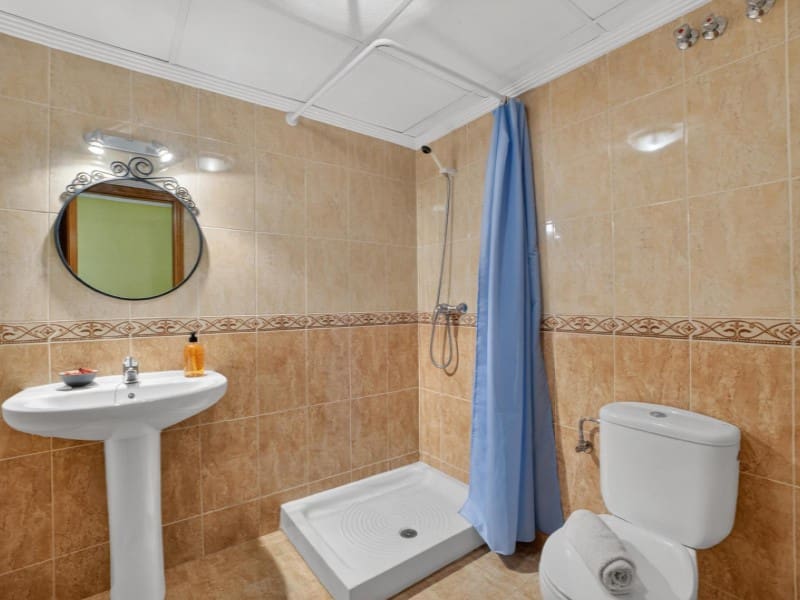 7 sypialnia Willa na sprzedaż w La Zenia z basenem - 839 000 € (Ref: 9890085)