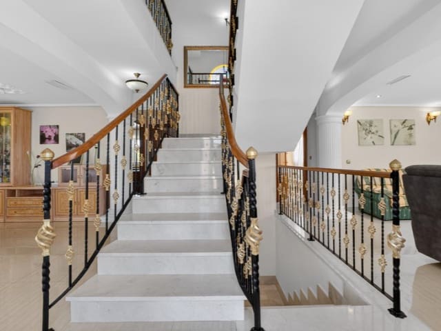 7 sypialnia Willa na sprzedaż w La Zenia, Orihuela z basenem - 839 000 € (Ref: 9890085)
