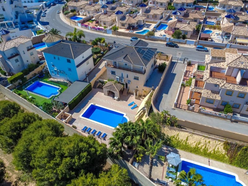 7 sypialnia Willa na sprzedaż w La Zenia z basenem - 839 000 € (Ref: 9890085)