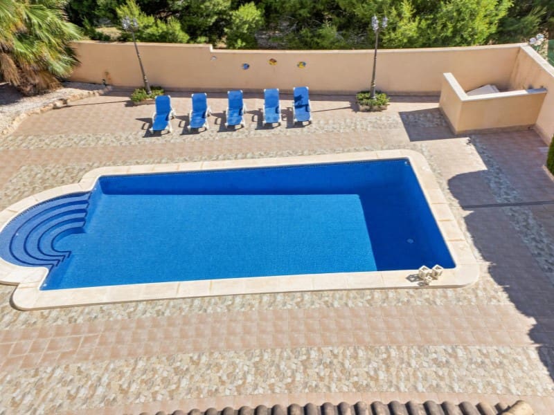 7 sypialnia Willa na sprzedaż w La Zenia z basenem - 839 000 € (Ref: 9890085)