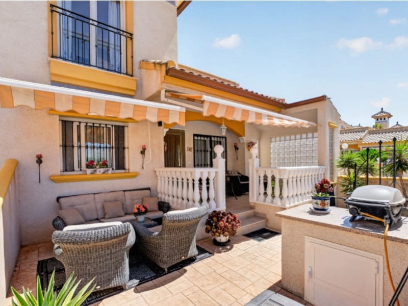 3 soveværelse Byhus til salg i Torrevieja - € 245.000 (Ref: 9891997)