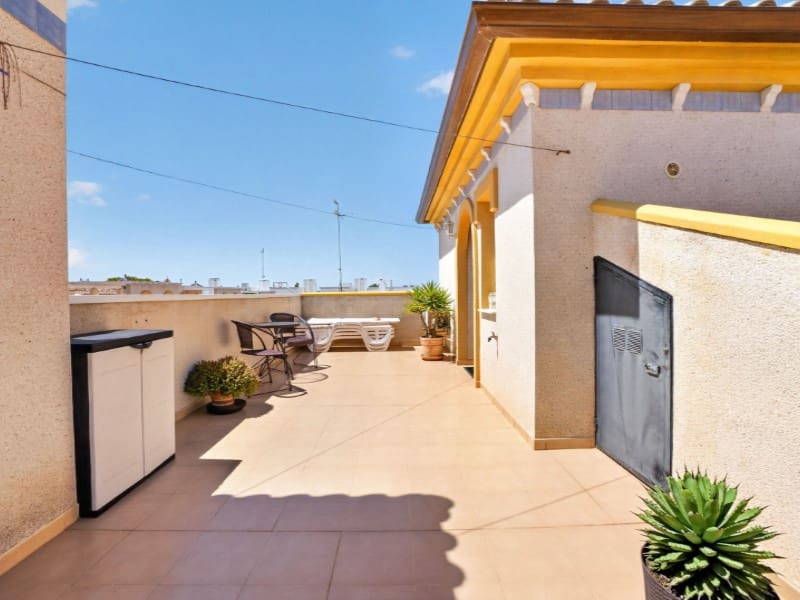 3 soveværelse Byhus til salg i Torrevieja - € 245.000 (Ref: 9891997)
