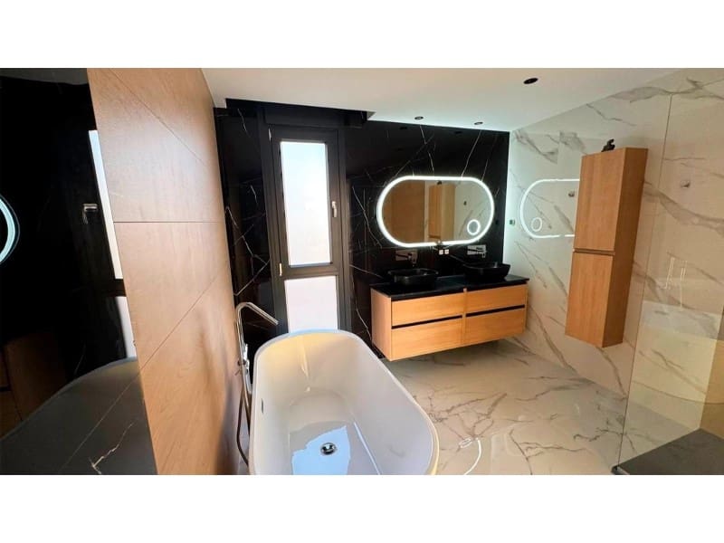 4 Zimmer Villa zu verkaufen in Rojales mit Pool - 975.000 € (Ref: 9894148)