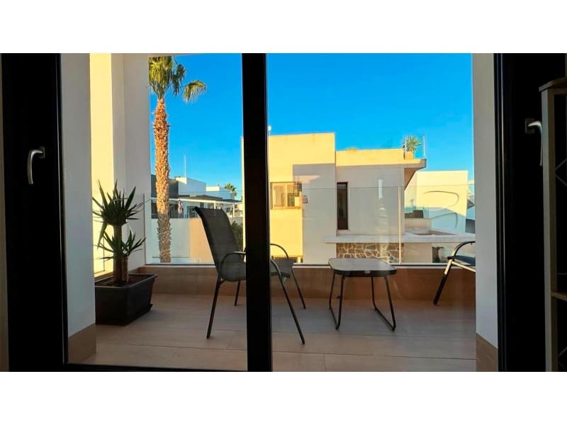 4 Zimmer Villa zu verkaufen in Rojales mit Pool - 975.000 € (Ref: 9894148)