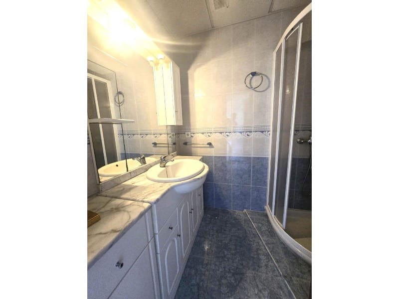 3 sypialnia Apartament na sprzedaż w Torrevieja z basenem - 220 000 € (Ref: 9894149)