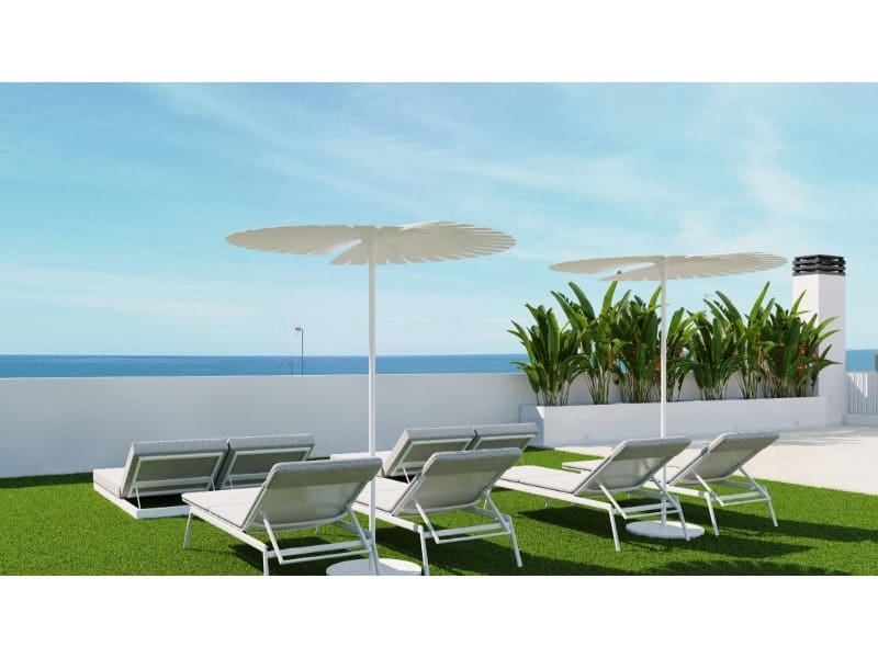 Ático de 3 habitaciones en Guardamar del Segura en venta con piscina - 431.000 € (Ref: 9894153)
