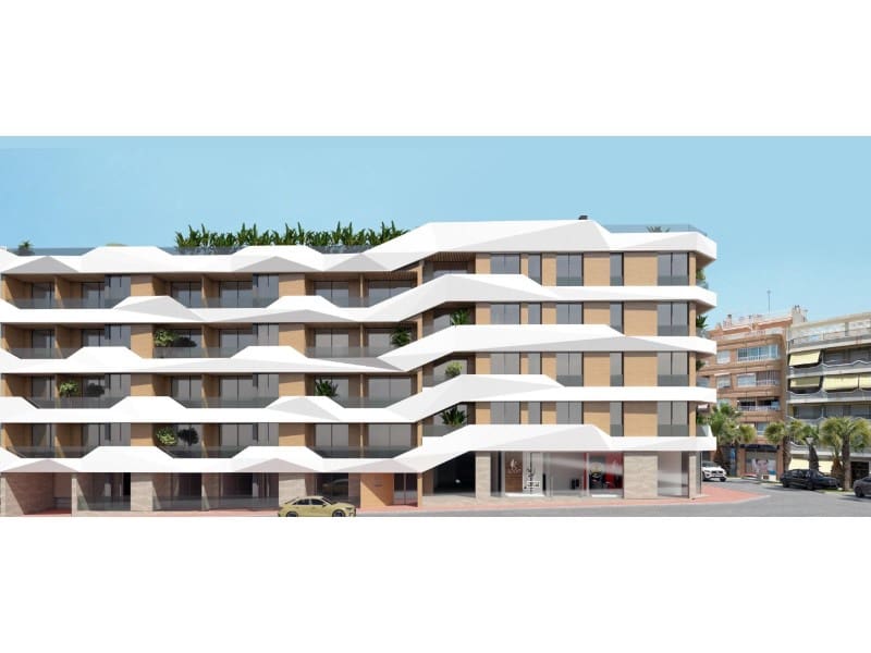 Ático de 3 habitaciones en Guardamar del Segura en venta con piscina - 431.000 € (Ref: 9894153)