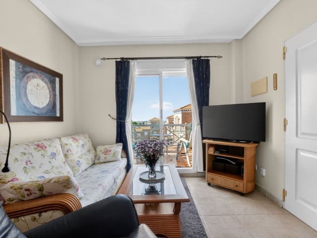 Apartamento de 2 habitaciones en Aguas Nuevas, Torrevieja en venta - 185.000 € (Ref: 9896612)