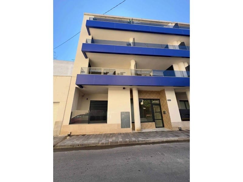 3 sypialnia Penthouse na sprzedaż w Torrevieja z basenem - 399 000 € (Ref: 9899404)