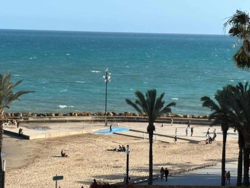 3 sypialnia Penthouse na sprzedaż w Torrevieja z basenem - 399 000 € (Ref: 9899404)