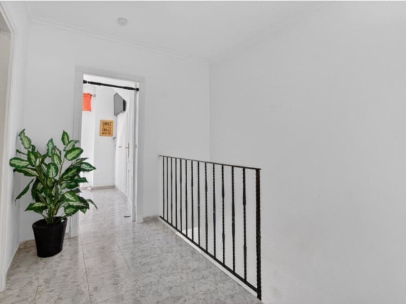 2 quarto Casa em Banda para venda em Torrevieja com piscina - 219 000 € (Ref: 9904302)