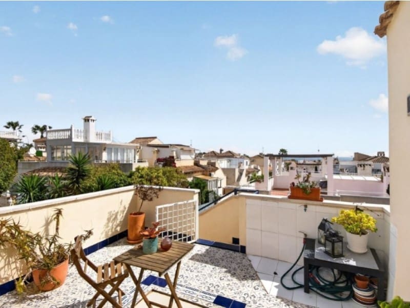 4 soveværelse Byhus til salg i Los Altos med swimmingpool - € 179.000 (Ref: 9904303)