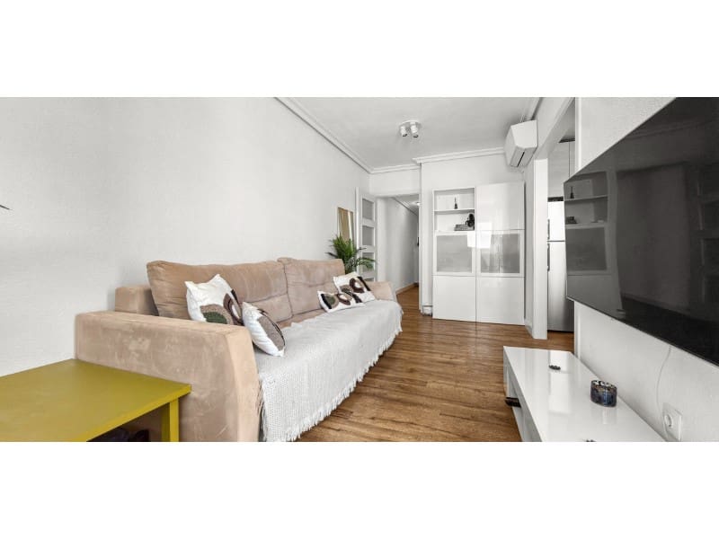 2 sypialnia Apartament na sprzedaż w Torrevieja - 149 000 € (Ref: 9904304)