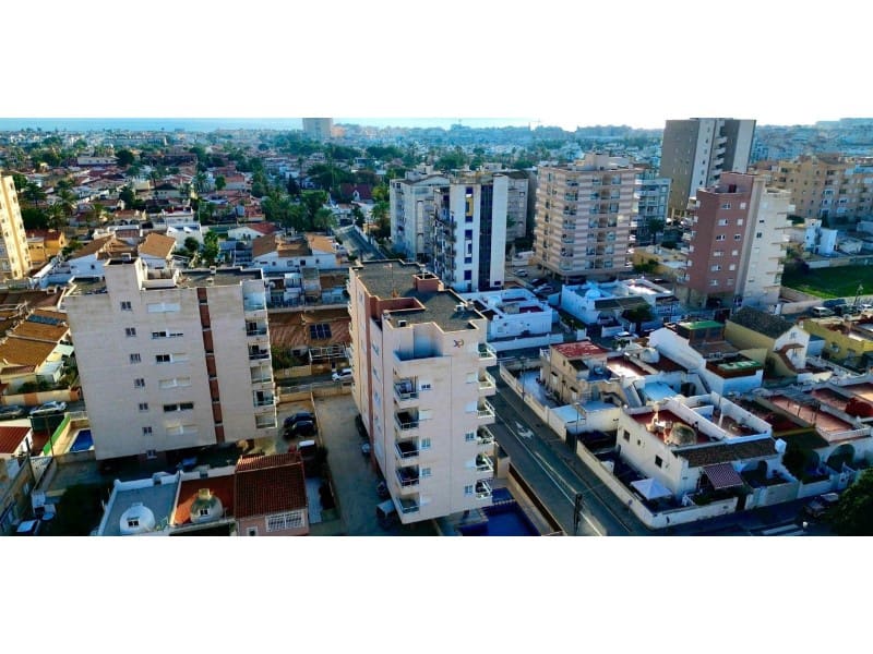 2 sypialnia Apartament na sprzedaż w Torrevieja - 149 000 € (Ref: 9904304)