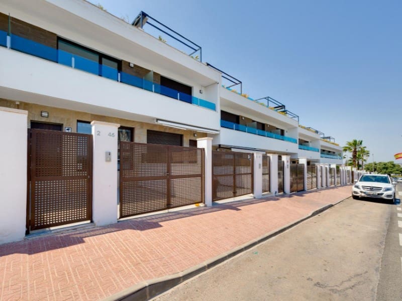 3 camera da letto Casa in vendita in Torrevieja con piscina - 315.000 € (Rif: 9904305)