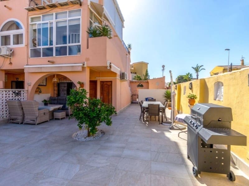 1 sovrum Lägenhet till salu i Torrevieja - 139 000 € (Ref: 9904307)