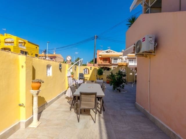 1 soveværelse Lejlighed til salg i Puerto Deportivo, Torrevieja - € 139.000 (Ref: 9904307)