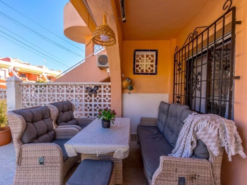 1 sovrum Lägenhet till salu i Torrevieja - 139 000 € (Ref: 9904307)