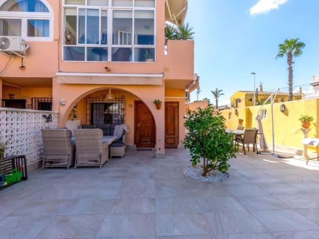 1 soveværelse Lejlighed til salg i Puerto Deportivo, Torrevieja - € 139.000 (Ref: 9904307)