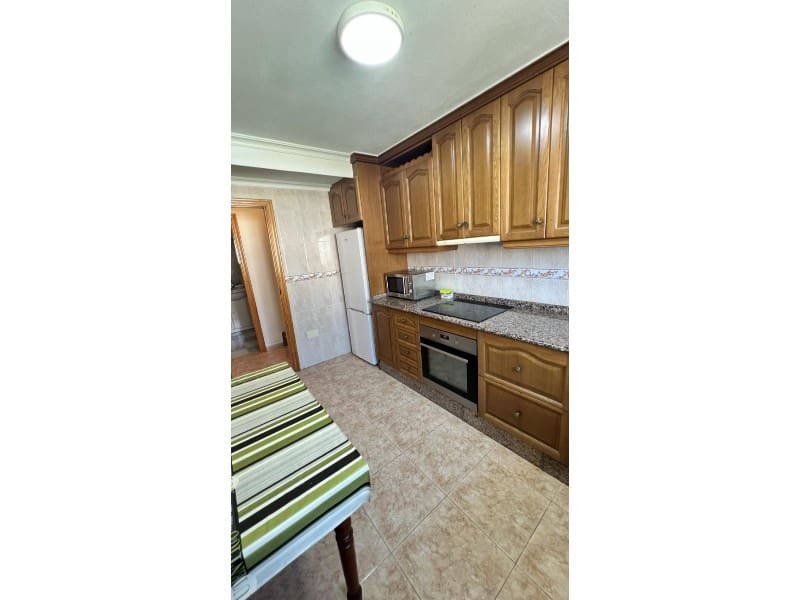 4 makuuhuone Paritalo myytävänä paikassa Torrevieja - 425 000 € (Ref: 9904308)