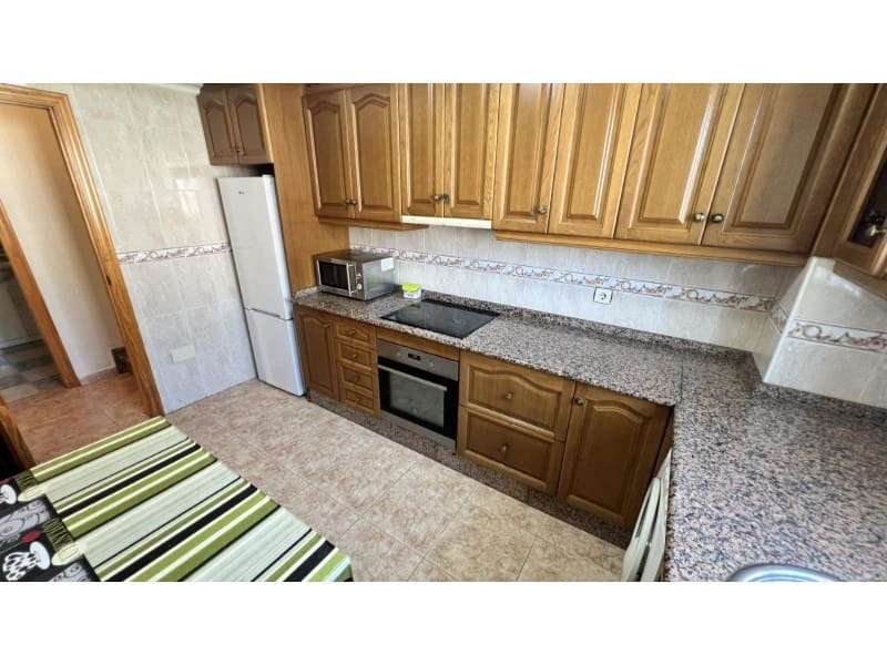 4 makuuhuone Paritalo myytävänä paikassa Torrevieja - 425 000 € (Ref: 9904308)