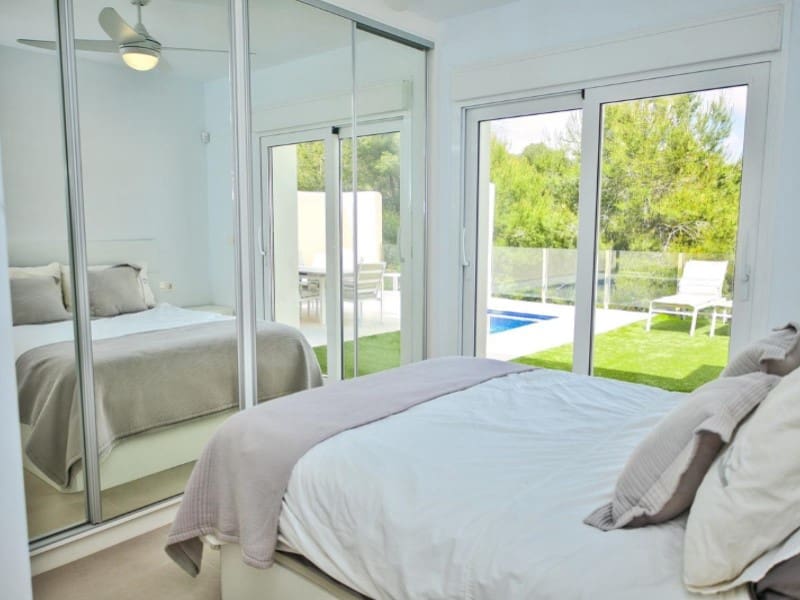 4 chambre Maison de Ville à vendre à Orihuela Costa avec piscine - 375 000 € (Ref: 9904310)