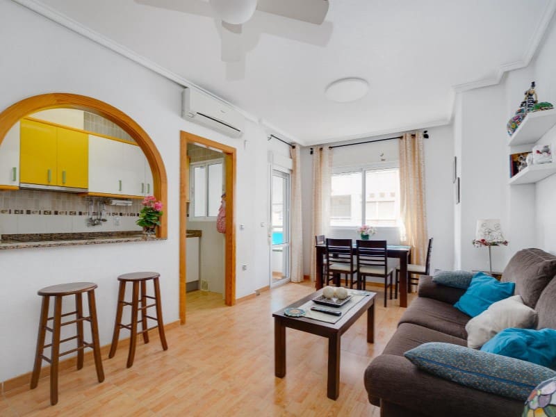 2 Zimmer Apartment zu verkaufen in Torrevieja - 139.990 € (Ref: 9904312)