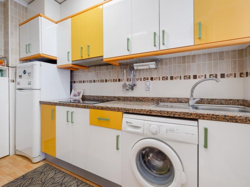 2 Zimmer Apartment zu verkaufen in Torrevieja - 139.990 € (Ref: 9904312)