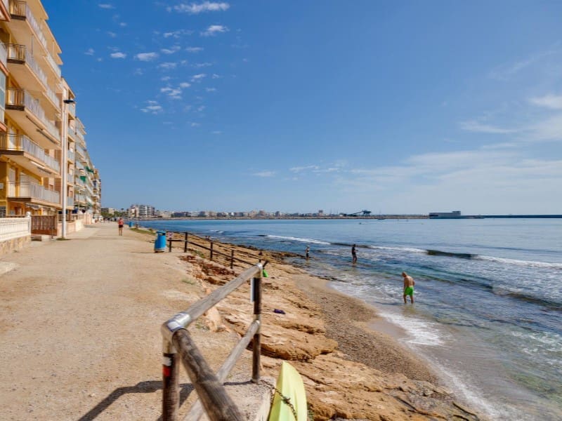 2 sypialnia Bungalow na sprzedaż w Torrevieja - 135 000 € (Ref: 9904314)