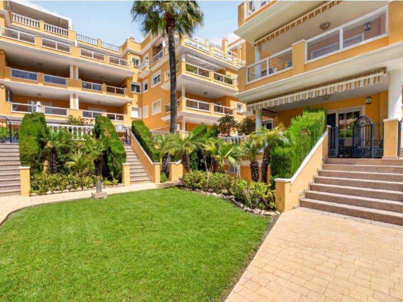 Apartamento de 2 habitaciones en La Regia en venta con piscina - 317.550 € (Ref: 9907020)