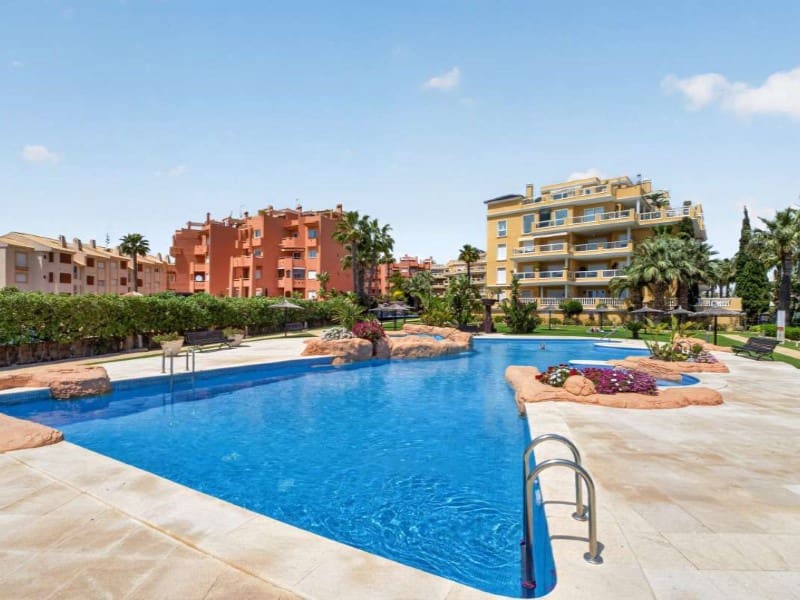 Apartamento de 2 habitaciones en La Regia en venta con piscina - 317.550 € (Ref: 9907020)