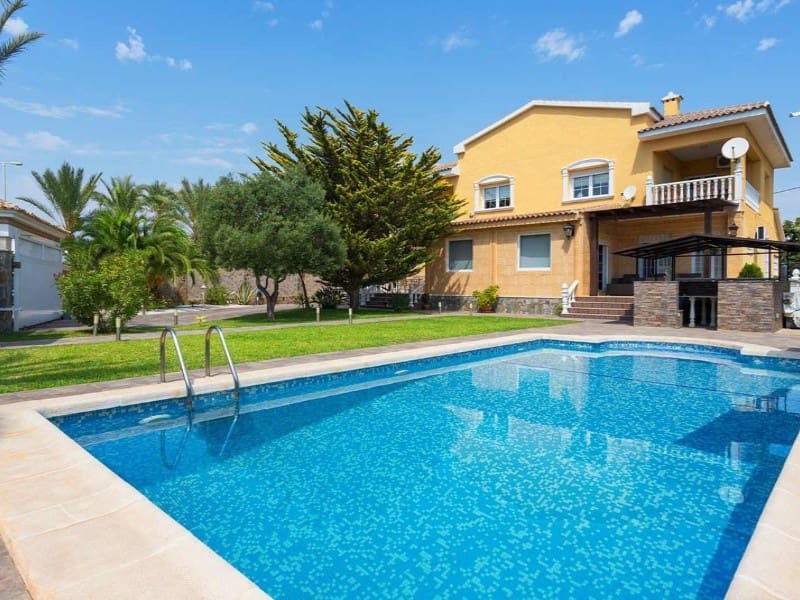Chalet de 5 habitaciones en Orihuela Costa en venta con piscina garaje - 1.250.000 € (Ref: 9907022)