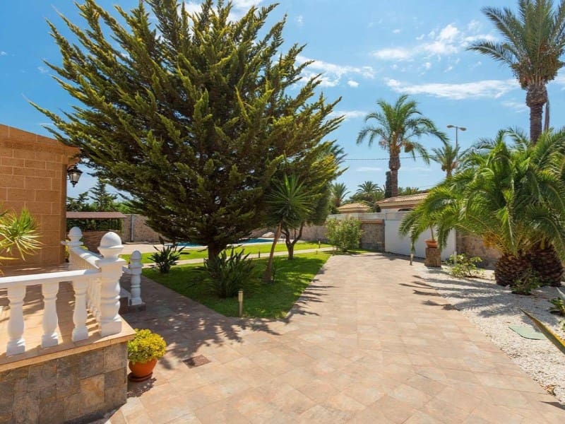 Chalet de 5 habitaciones en Orihuela Costa en venta con piscina garaje - 1.250.000 € (Ref: 9907022)