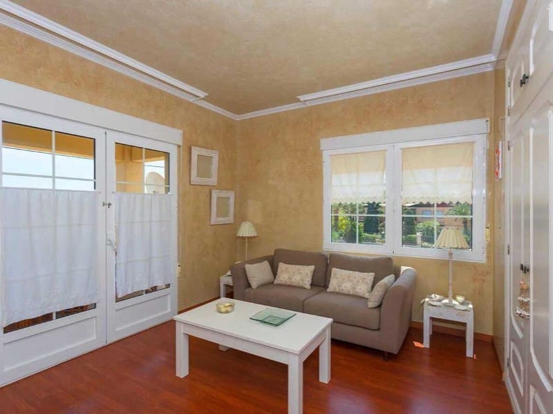 Chalet de 5 habitaciones en Orihuela Costa en venta con piscina garaje - 1.250.000 € (Ref: 9907022)