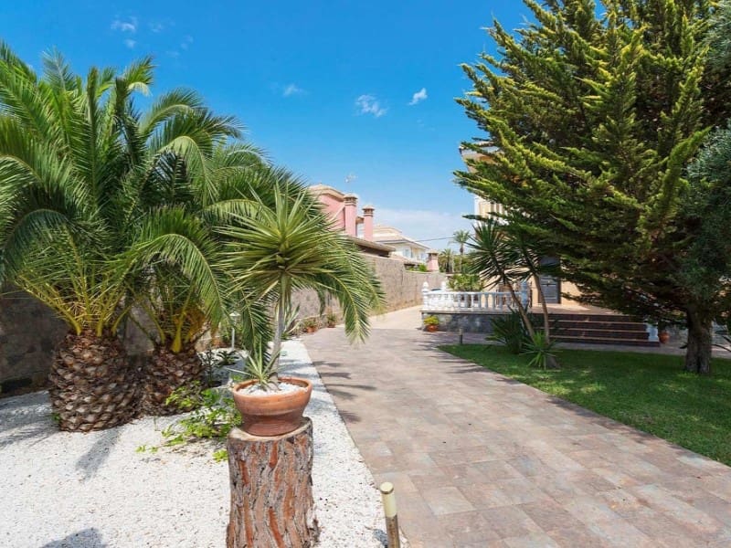 Chalet de 5 habitaciones en Orihuela Costa en venta con piscina garaje - 1.250.000 € (Ref: 9907022)