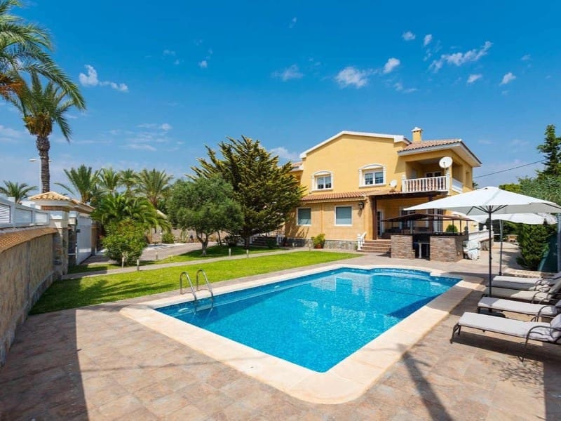 Chalet de 5 habitaciones en Orihuela Costa en venta con piscina garaje - 1.250.000 € (Ref: 9907022)