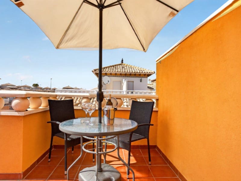 2 bedroom Villa for sale in Orihuela Costa - € 239,000 (Ref: 9907023)