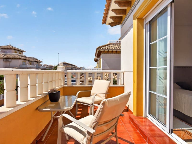 2 bedroom Villa for sale in Orihuela Costa - € 239,000 (Ref: 9907023)