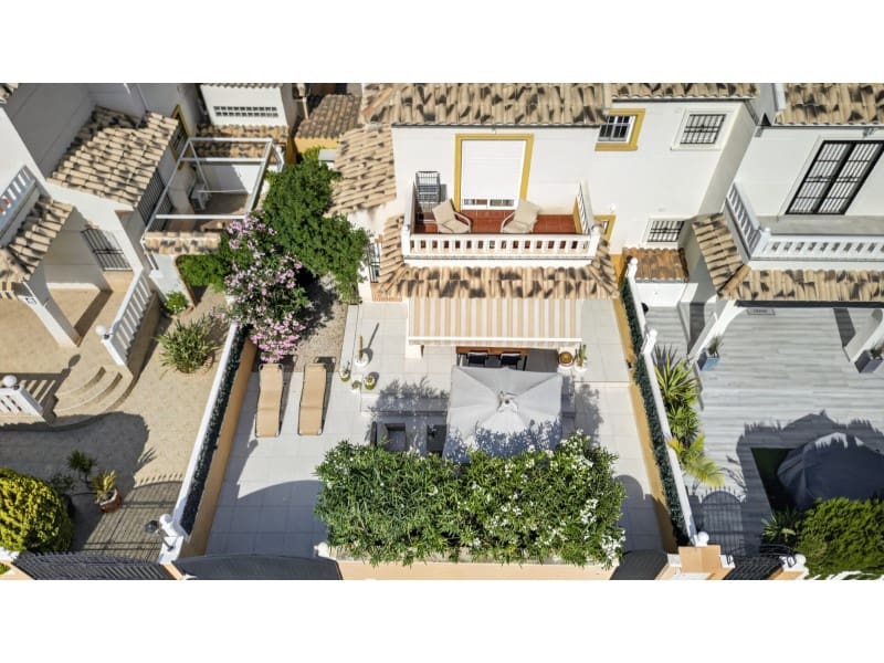 2 bedroom Villa for sale in Orihuela Costa - € 239,000 (Ref: 9907023)