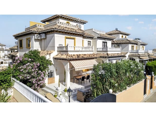 2 bedroom Villa for sale in Lomas de Cabo Roig - Los Dolses, Orihuela - € 239,000 (Ref: 9907023)