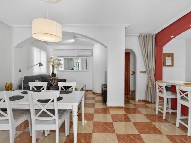 2 bedroom Villa for sale in Lomas de Cabo Roig - Los Dolses, Orihuela - € 239,000 (Ref: 9907023)