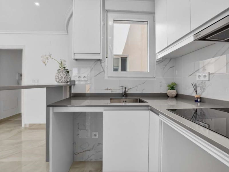 2 soverom Leilighet til salgs i Torrevieja - € 198 900 (Ref: 9907024)
