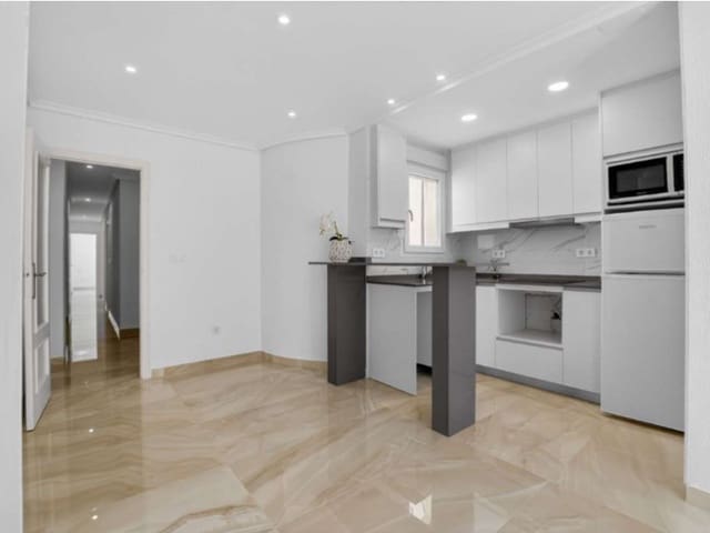2 soverom Leilighet til salgs i Puerto Deportivo, Torrevieja - € 198 900 (Ref: 9907024)