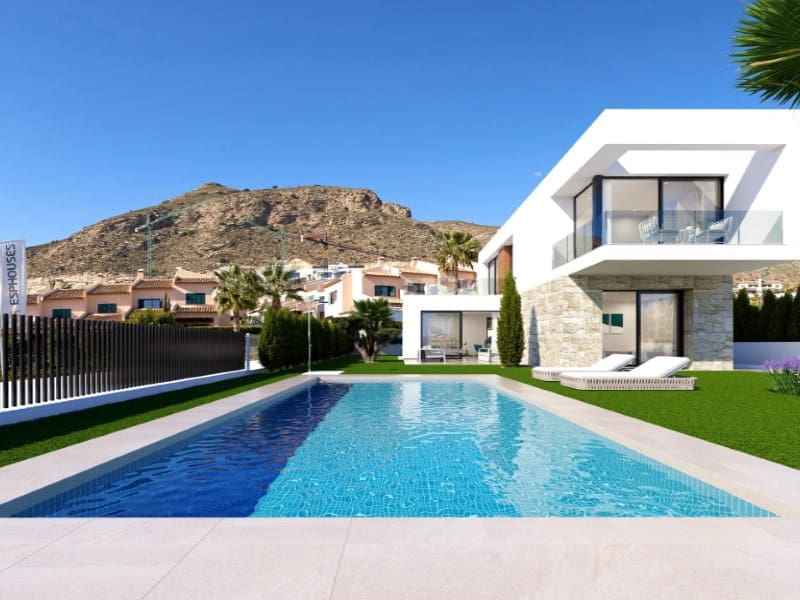 4 soveværelse Villa til salg i Finestrat med swimmingpool - € 2.195.000 (Ref: 9907025)
