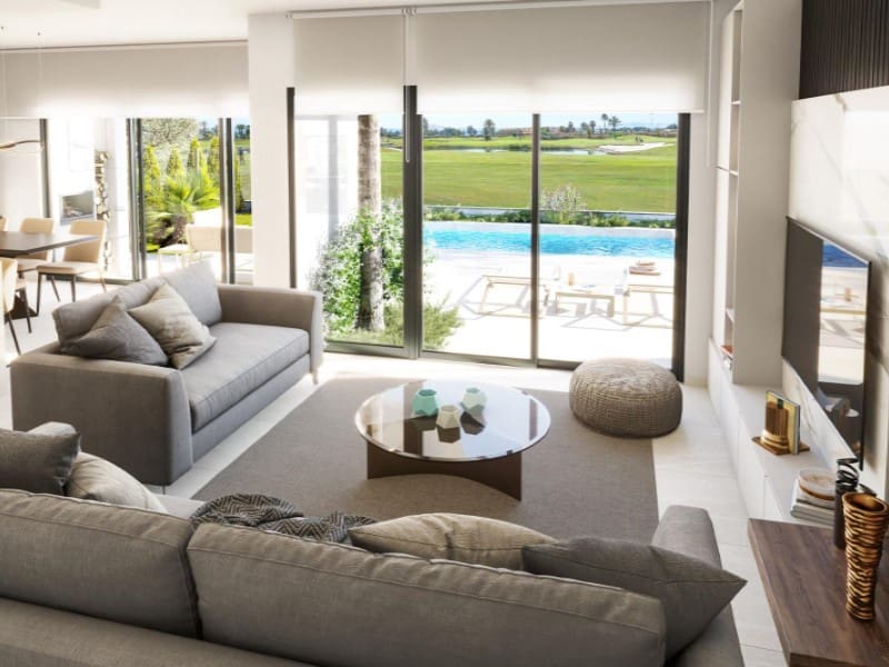 Chalet de 3 habitaciones en Los Alcázares en venta con piscina - 550.000 € (Ref: 9907026)