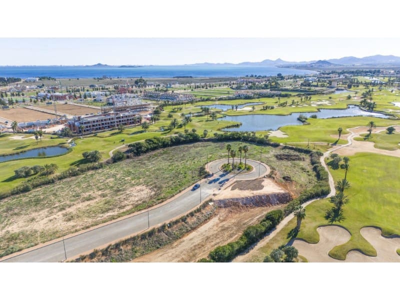 Chalet de 3 habitaciones en Los Alcázares en venta con piscina - 550.000 € (Ref: 9907026)