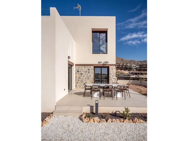 3 soveværelse Villa til salg i Finestrat med swimmingpool - € 735.950 (Ref: 9907027)