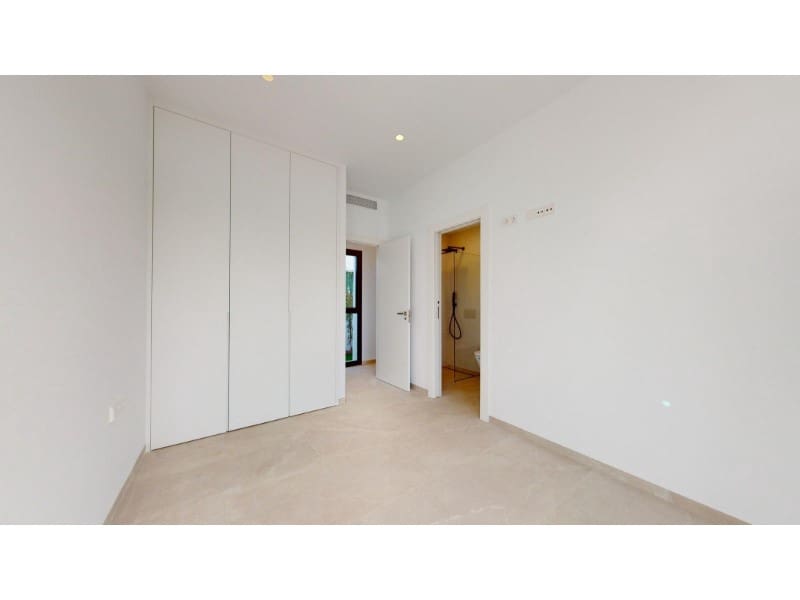 3 bedroom Villa for sale in Los Alcazares with pool - € 739,900 (Ref: 9907028)