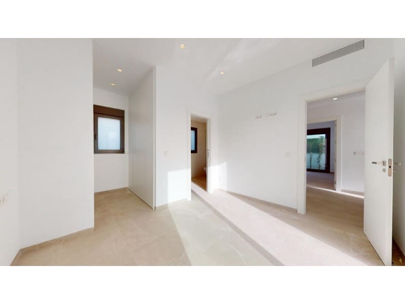 3 bedroom Villa for sale in Los Alcazares with pool - € 739,900 (Ref: 9907028)